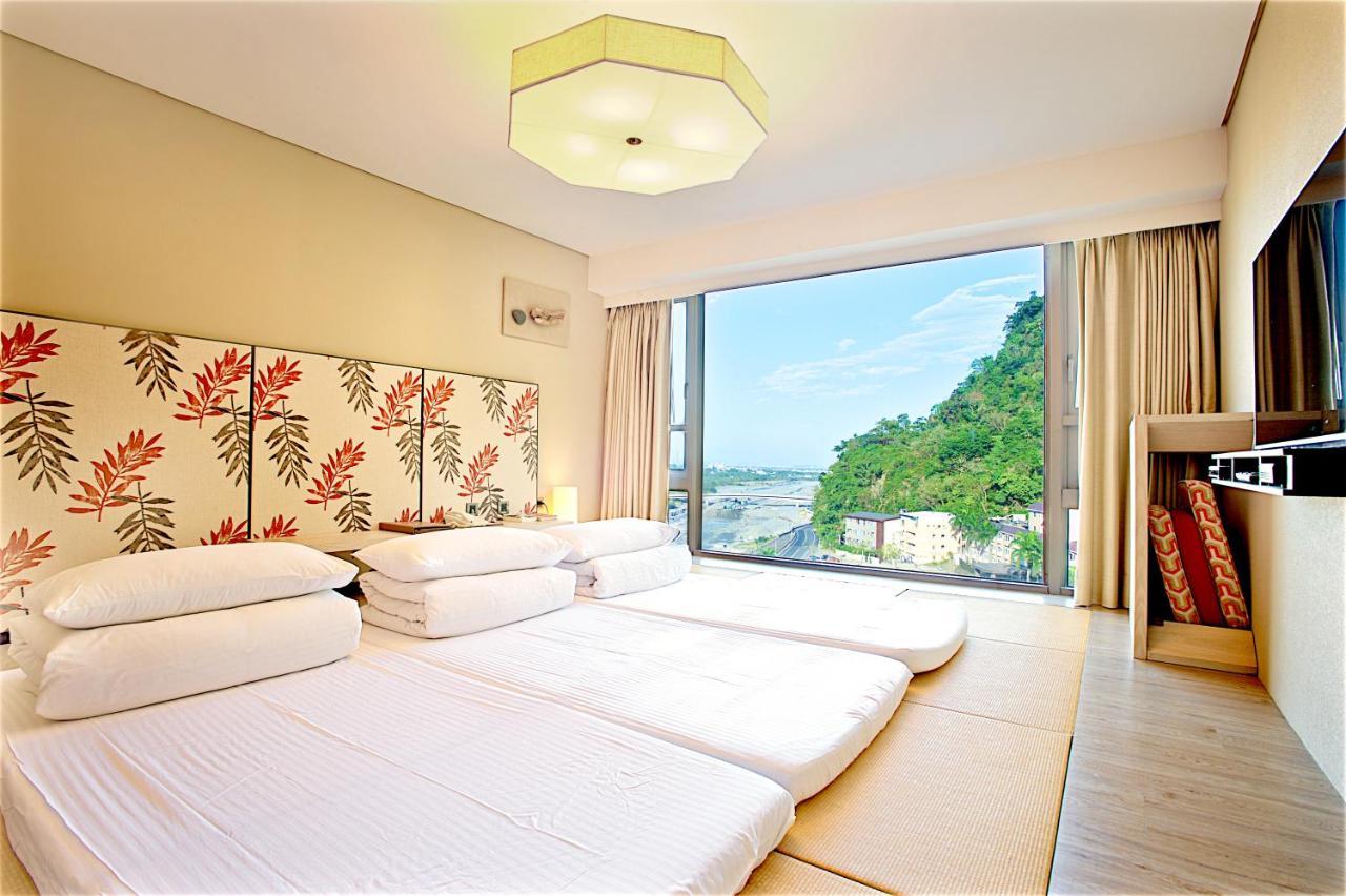 Chihpen Century Hotel Wenquan Exterior photo Deluxe Room