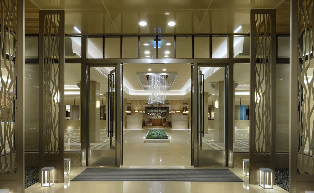 Chihpen Century Hotel Wenquan Exterior photo Entrance to the hotel