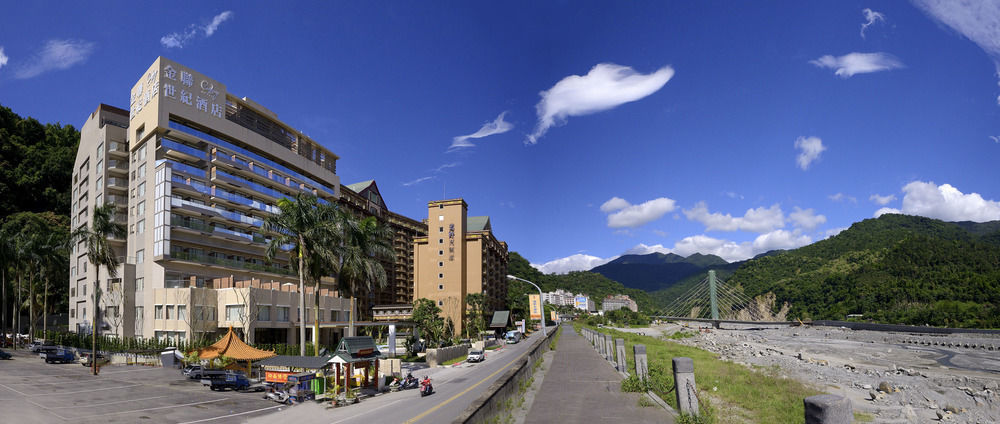 Chihpen Century Hotel Wenquan Exterior photo Yangmingshan National Park